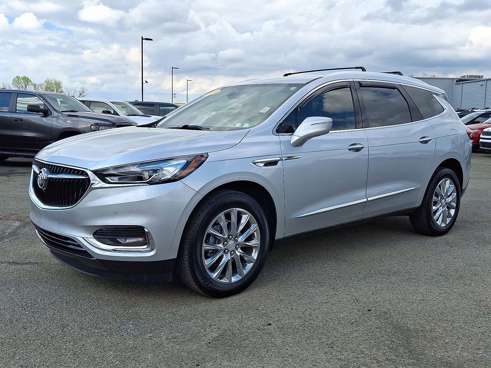 Used 2020 Buick Enclave Premium w/ Surround and Sites Package image 3