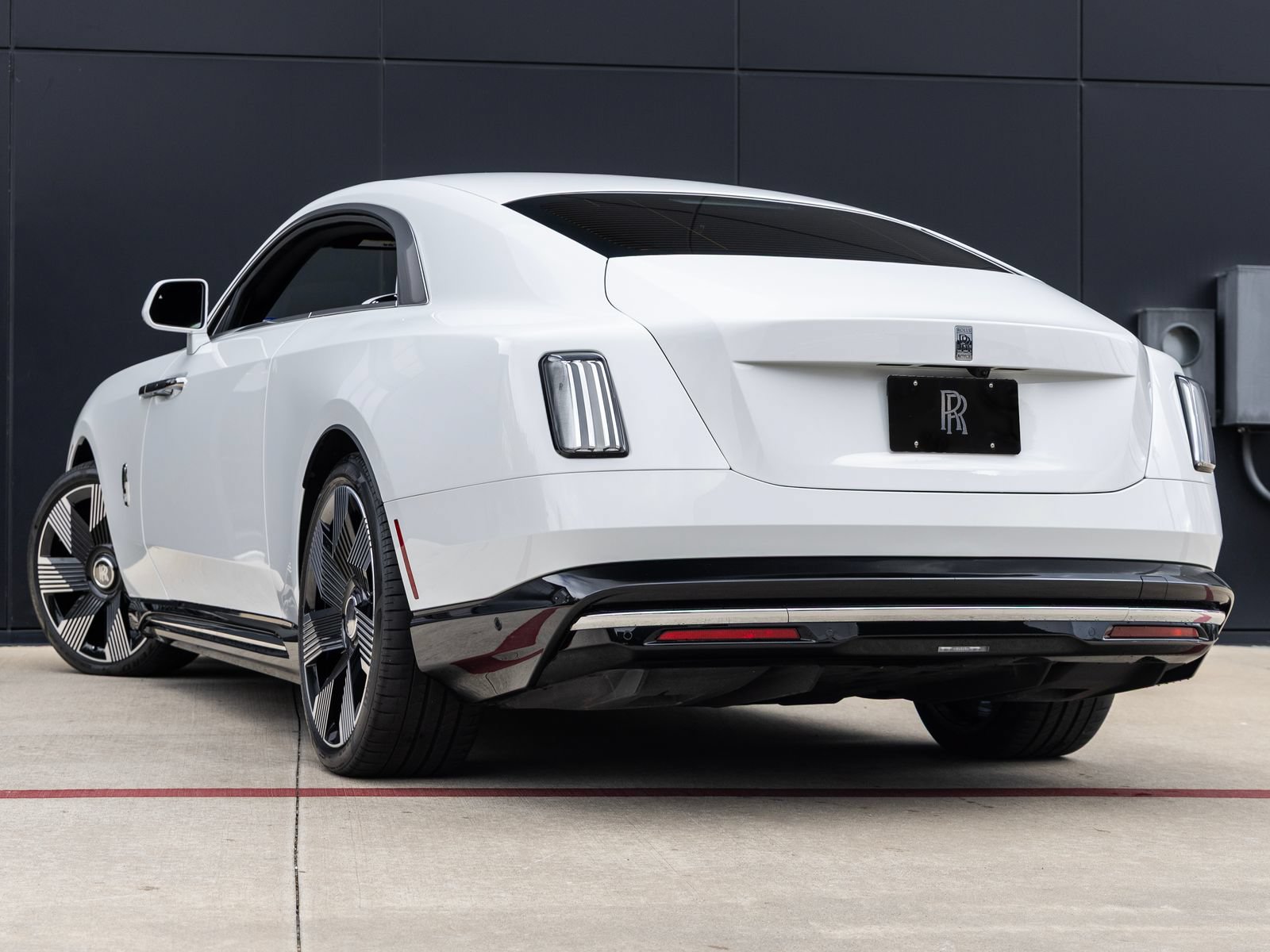 Used 2024 Rolls-Royce Spectre AWD/4WD image 9