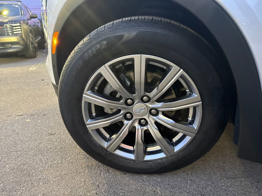 Used 2022 Cadillac XT4 Premium Luxury w/ Enhanced Visibility Package image 29