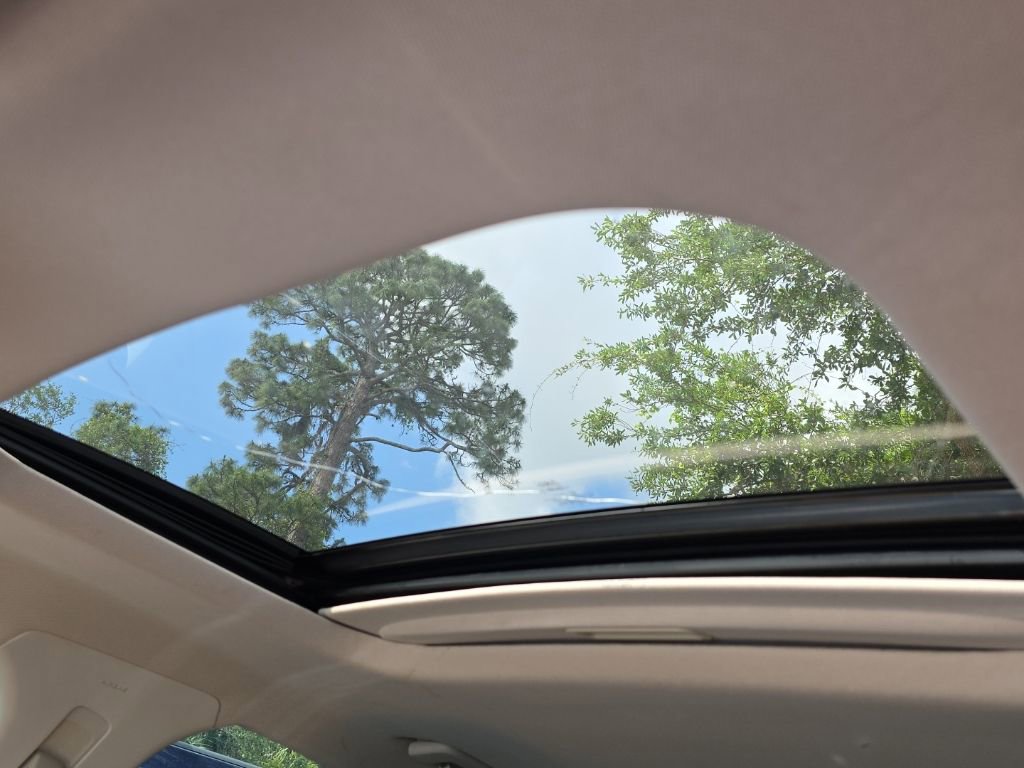 Used 2016 Ford Fusion SE w/ Equipment Group 202A image 13