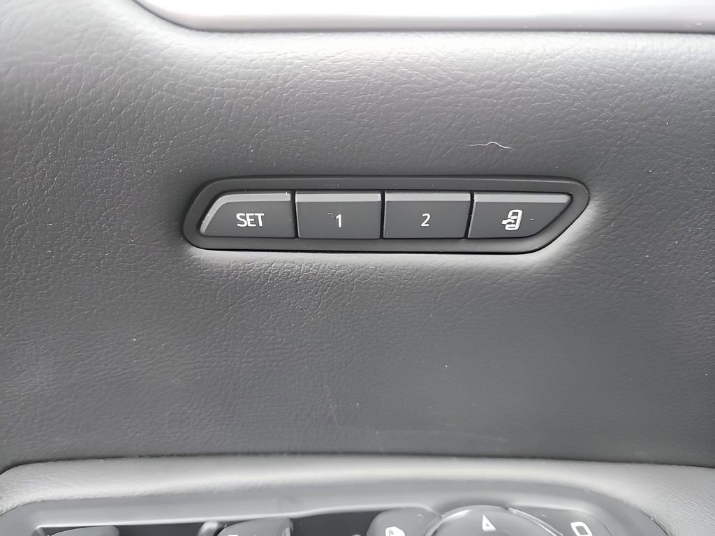 Used 2022 Cadillac XT5 Premium Luxury image 12