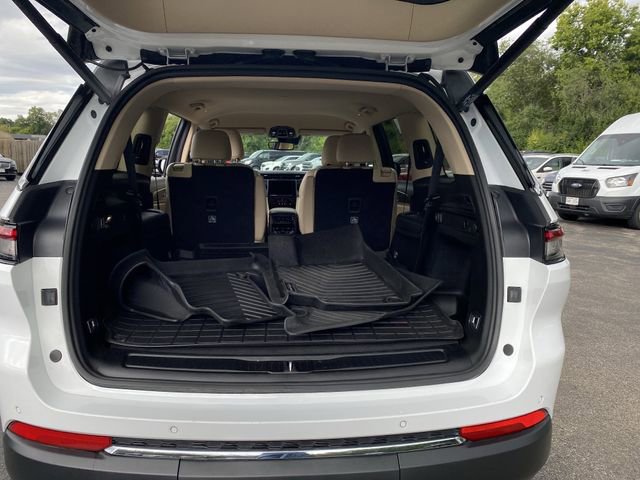 Used 2022 Jeep Grand Cherokee L Limited image 10