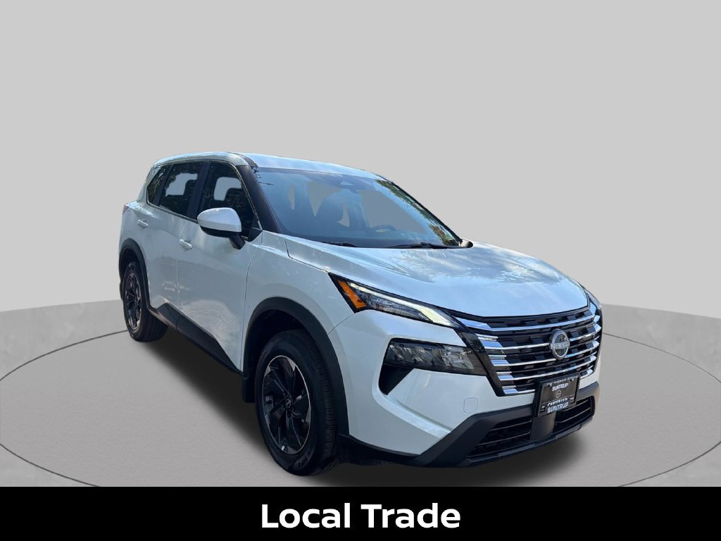 Certified 2026 Nissan Rogue SV AWD/4WD image 9