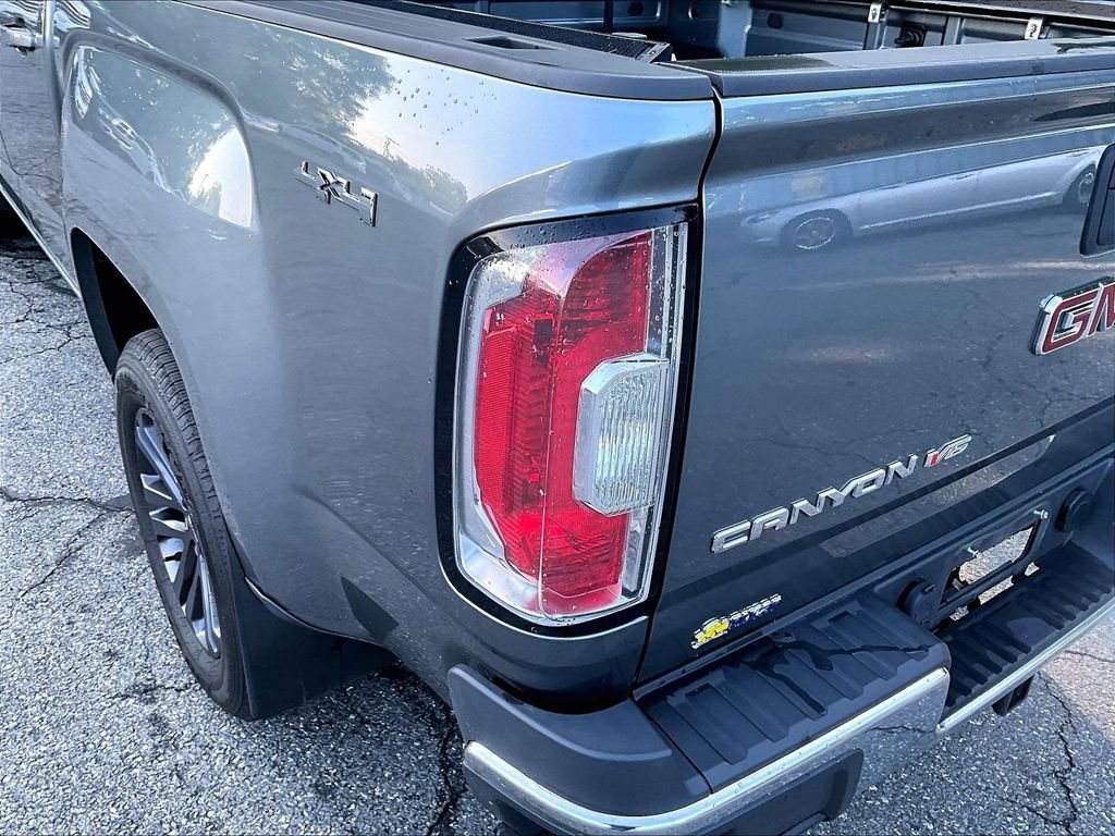Used 2020 GMC Canyon SLE w/ Elevation Edition AWD/4WD image 32