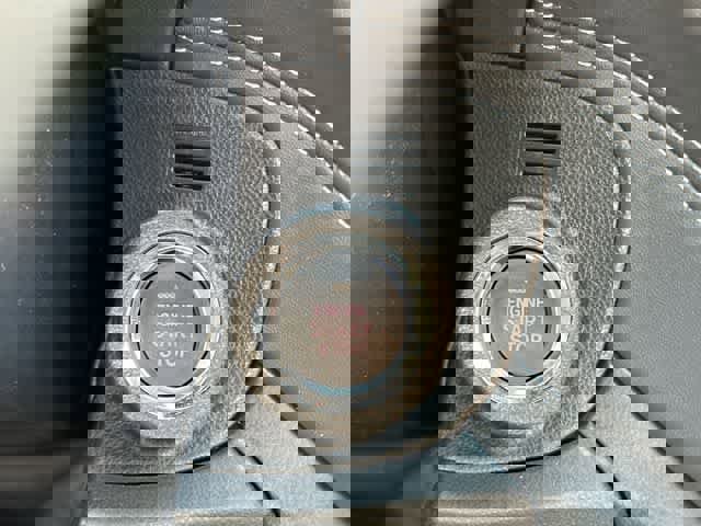 Certified 2025 Subaru Outback Limited image 11