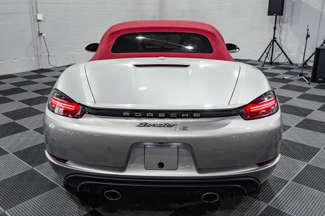 Used 2022 Porsche 718 Boxster image 8