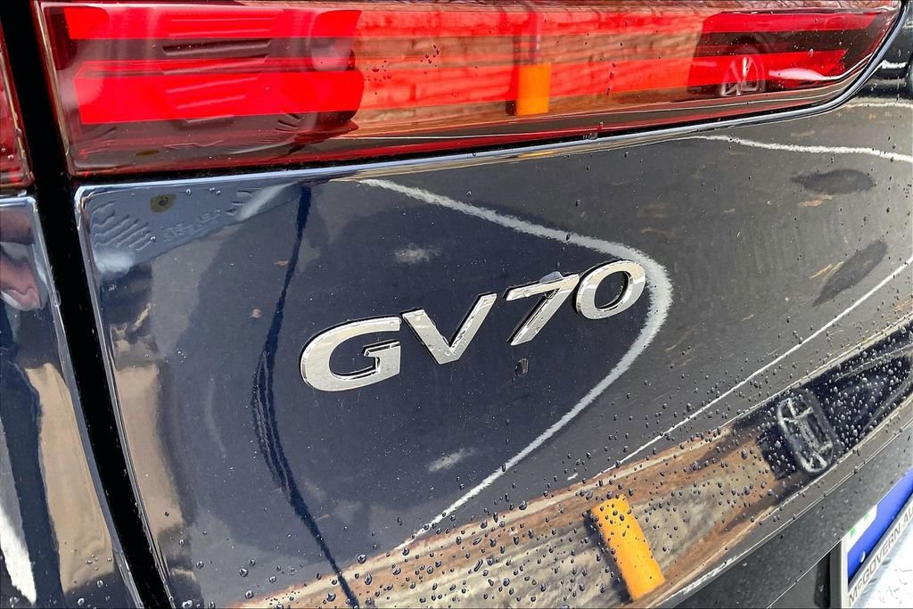 New 2026 Genesis GV70 2.5T Select image 8