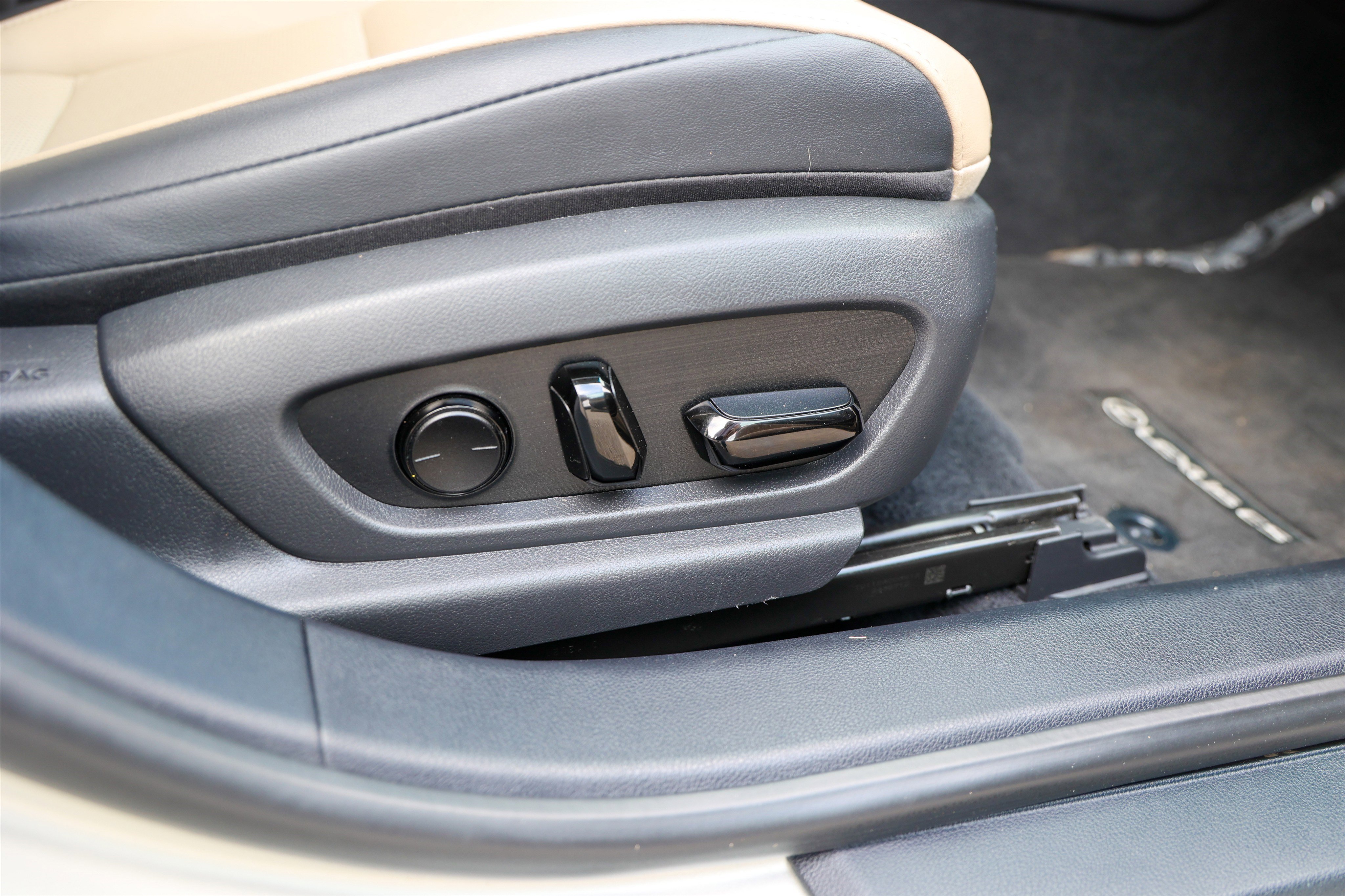 Used 2021 Lexus ES 350 w/ Premium Package image 33