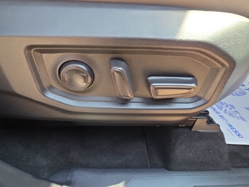 Used 2024 Toyota Tundra Limited AWD/4WD image 16