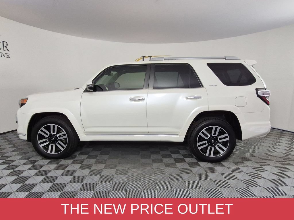 Used 2023 Toyota 4Runner Limited AWD/4WD image 7