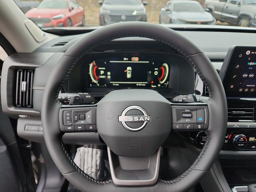 New 2026 Nissan Pathfinder Platinum w/ Cargo Package AWD/4WD image 10