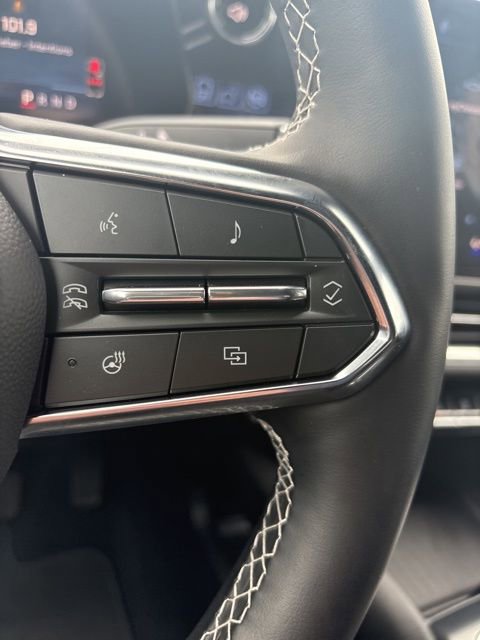 Used 2026 Chevrolet Equinox EV LT image 13