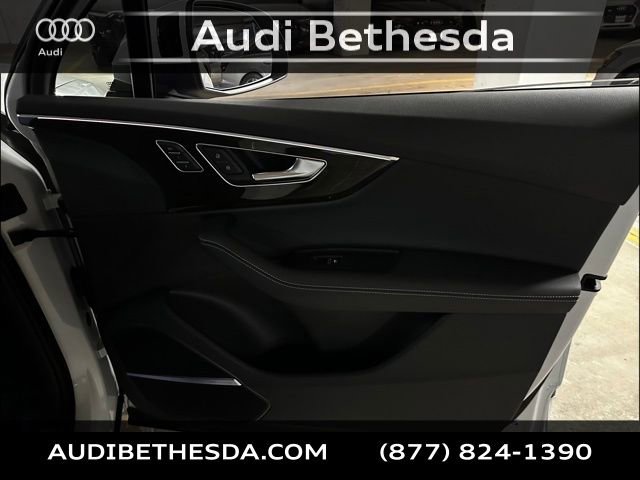 New 2025 Audi Q7 3.0T Prestige image 24