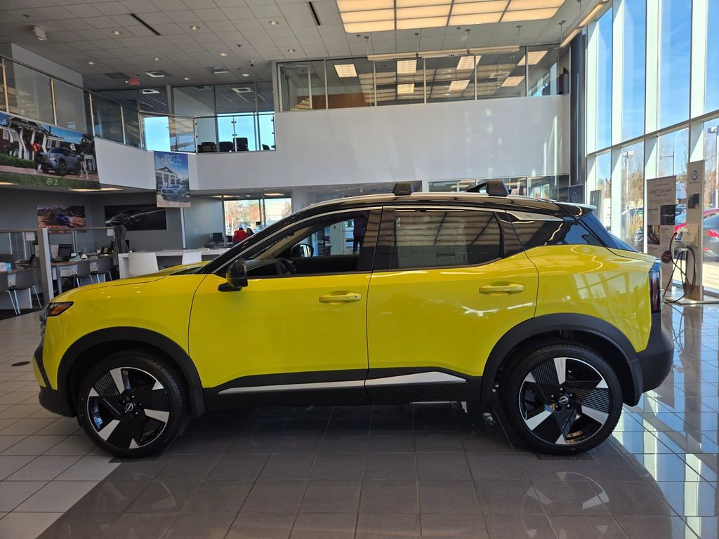 New 2026 Nissan Kicks SR w/ Cold Weather Package image 8