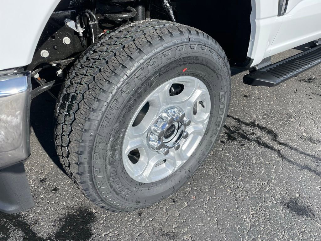 New 2026 Ford F250 XLT w/ 360-Degree Camera Package image 3