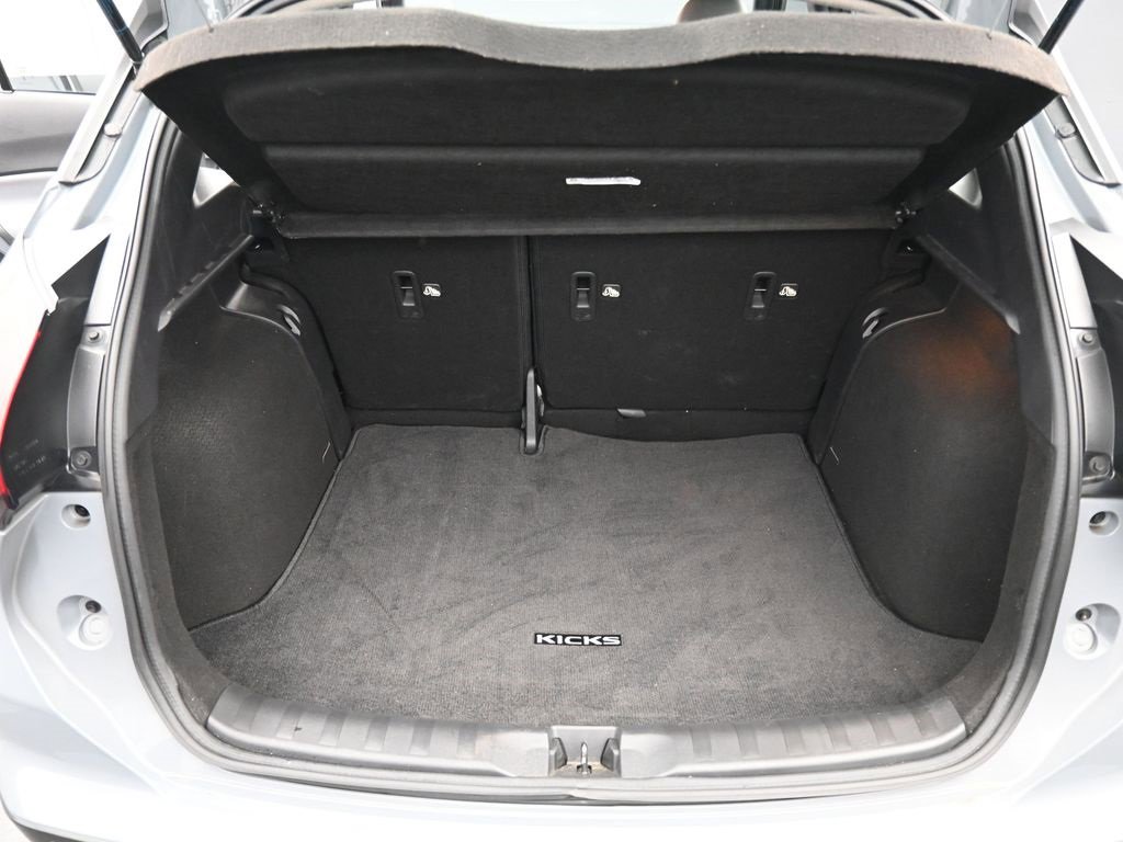 Used 2024 Nissan Kicks SR w/ SR Premium Package image 11