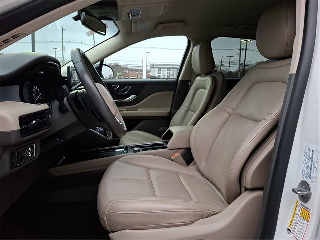 Certified 2020 Lincoln Corsair AWD image 14