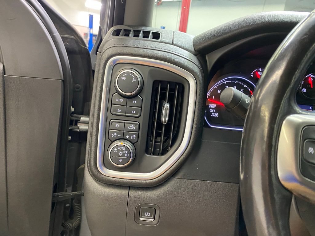 Used 2019 Chevrolet Silverado 1500 LT Trail Boss AWD/4WD image 20