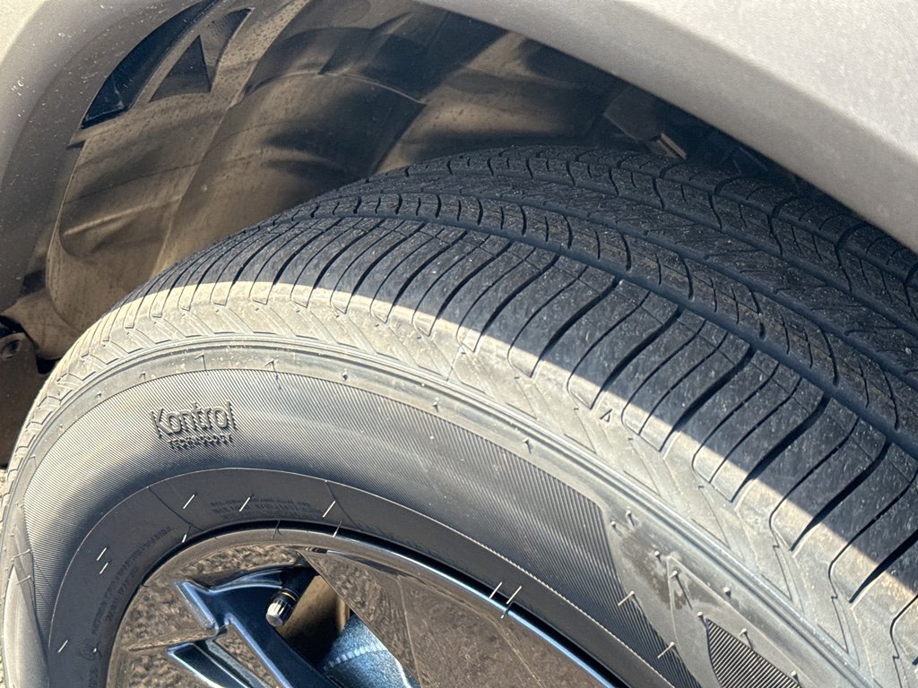 New 2026 Nissan Rogue SV image 10