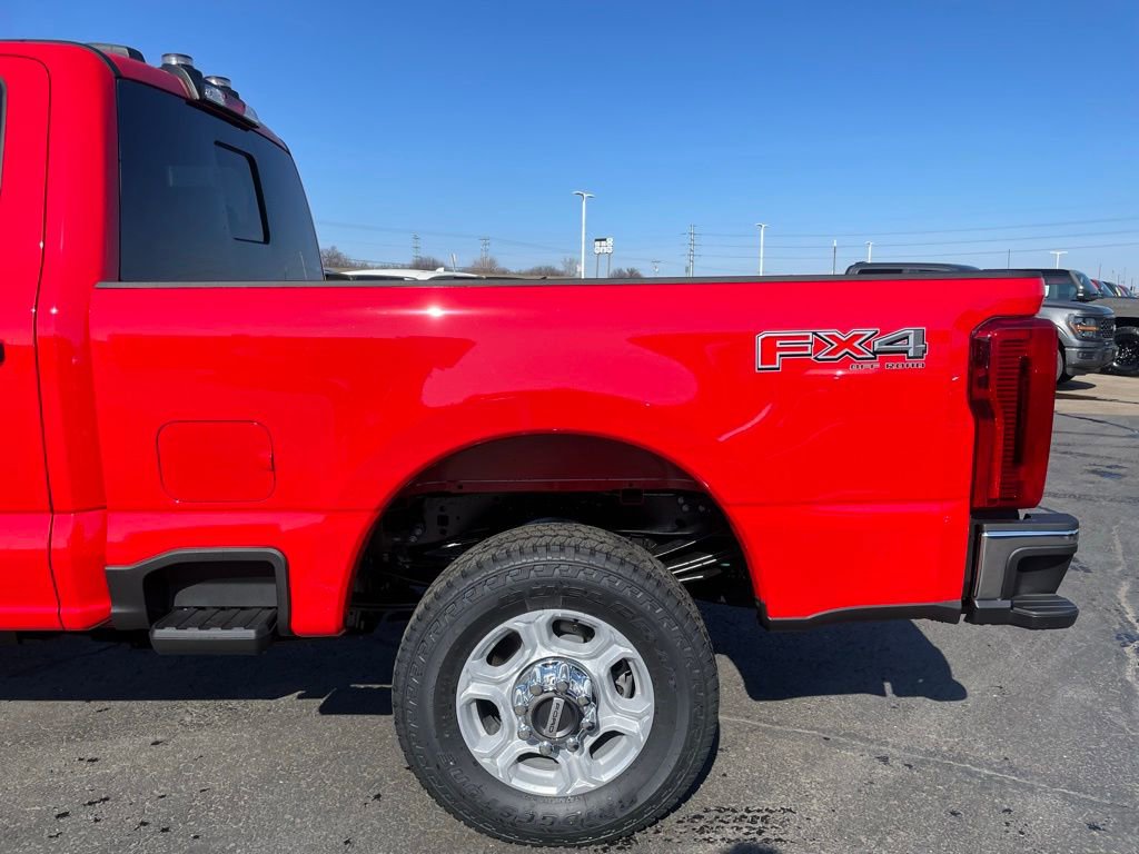 New 2026 Ford F250 XLT w/ FX4 Off-Road Package image 34