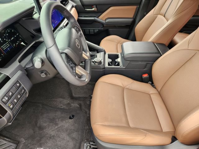 Used 2025 Toyota 4Runner Limited image 9