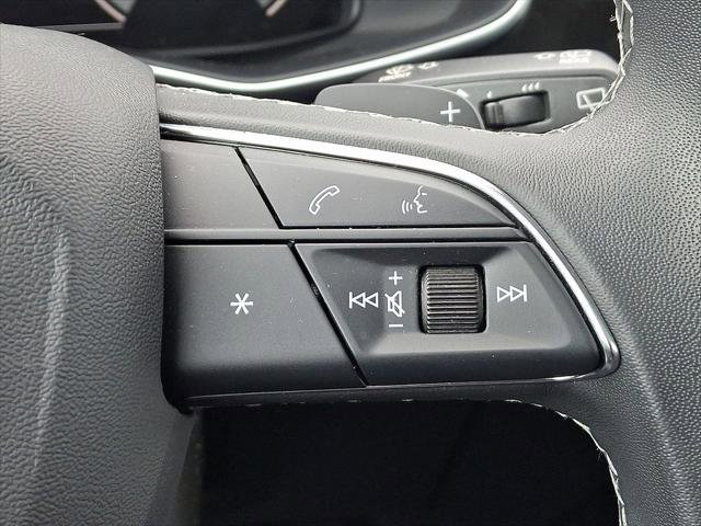 Certified 2023 Audi Q8 Premium image 23