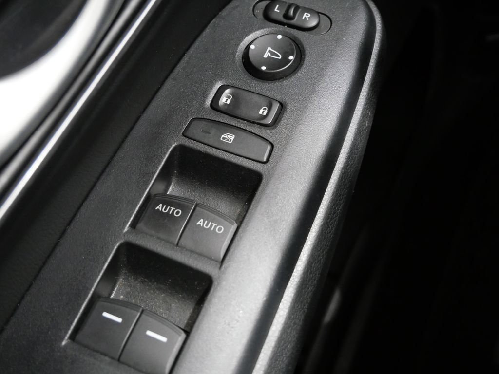 Used 2020 Honda CR-V Touring image 13