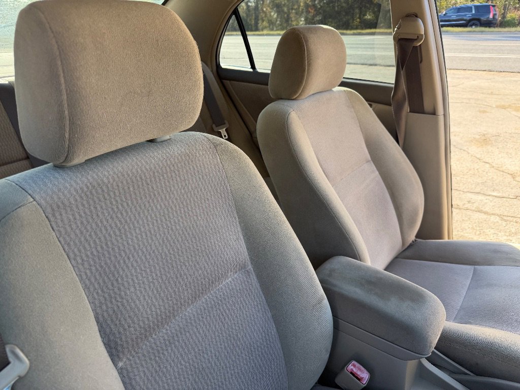 Used 2006 Toyota Corolla LE image 16