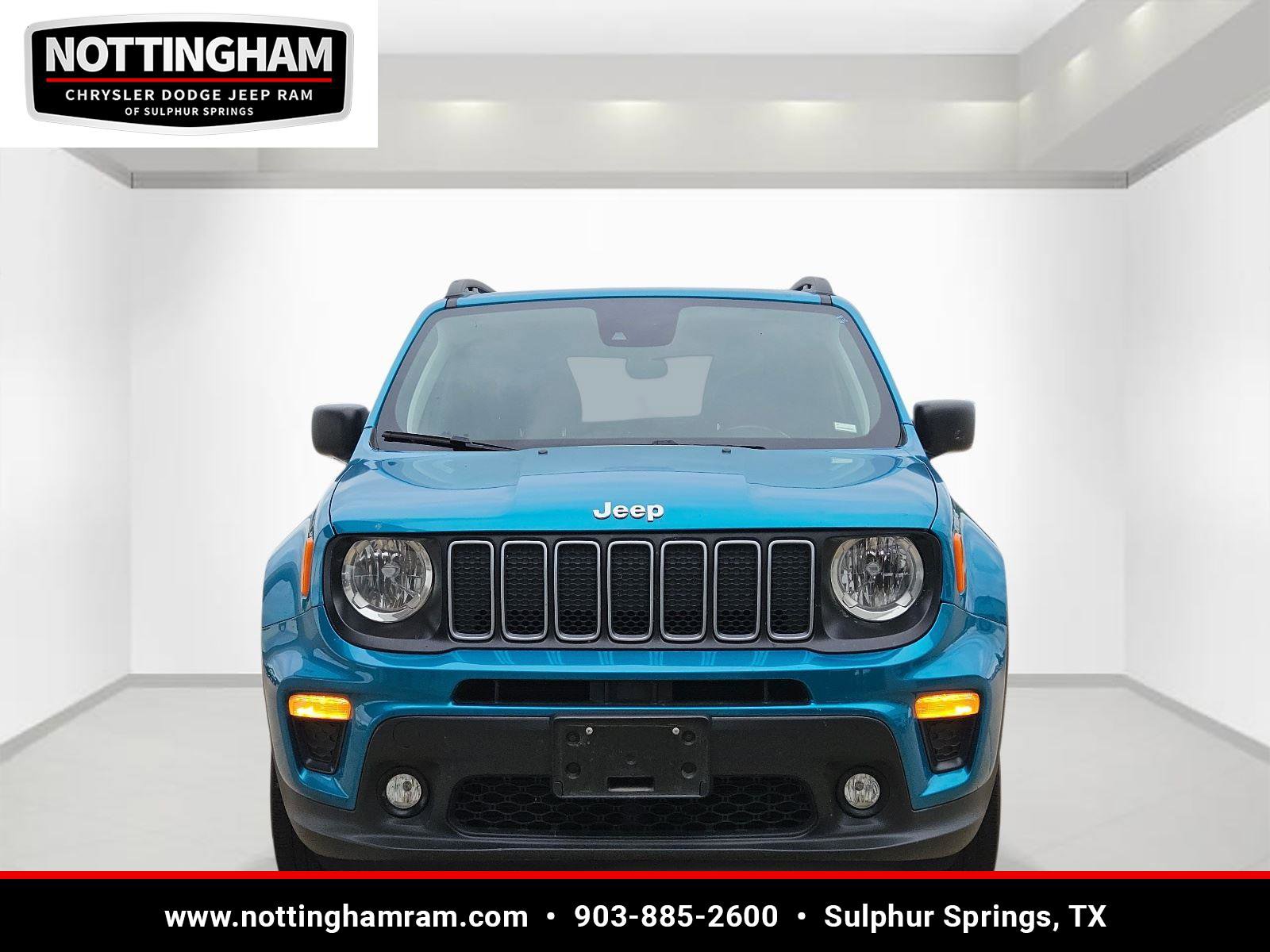 Used 2022 Jeep Renegade Latitude w/ Convenience Group AWD/4WD image 2