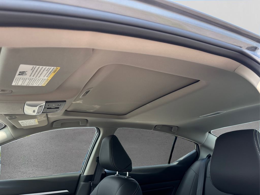 New 2025 Nissan Altima 2.5 SL image 11