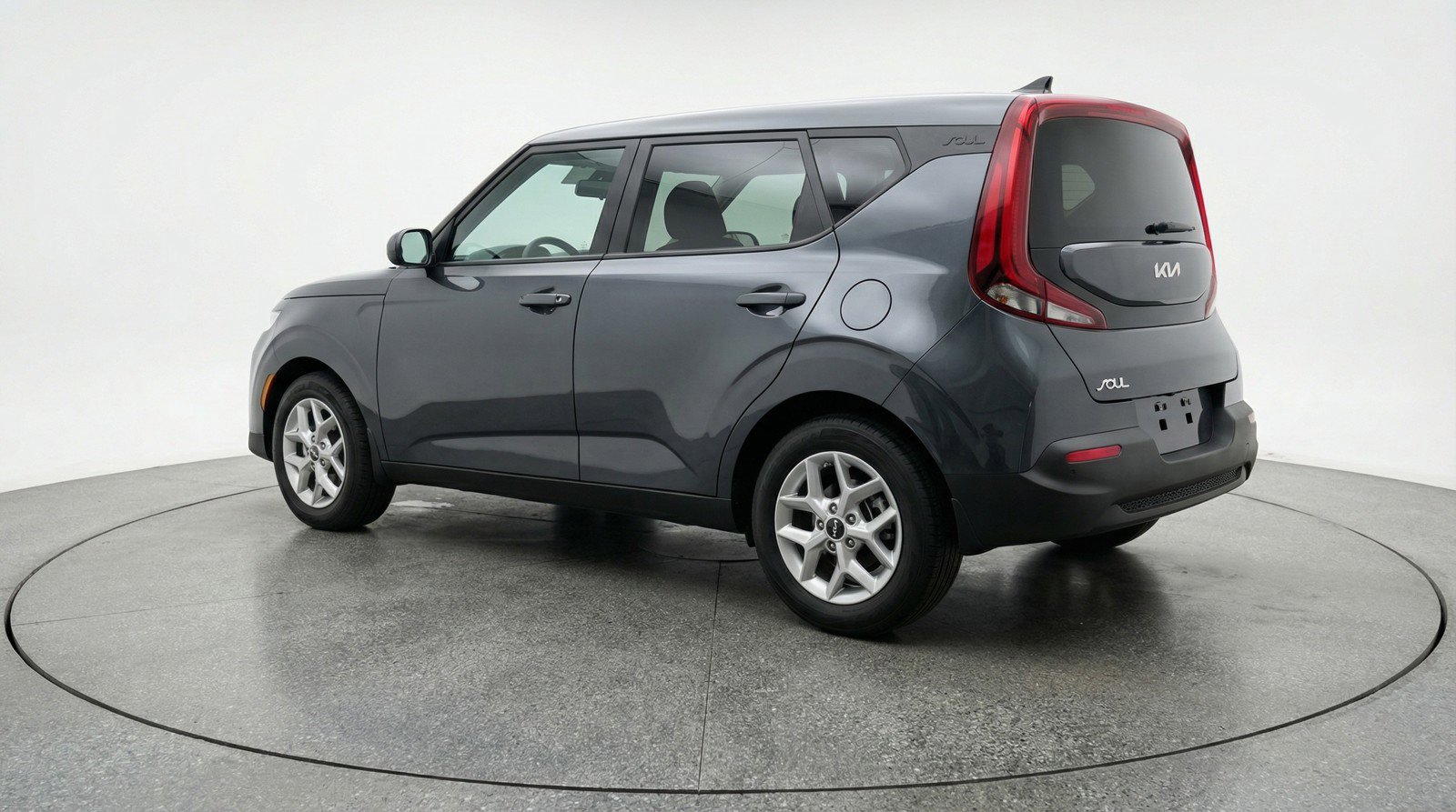 Used 2025 Kia Soul LX w/ LX Technology Package FWD image 6
