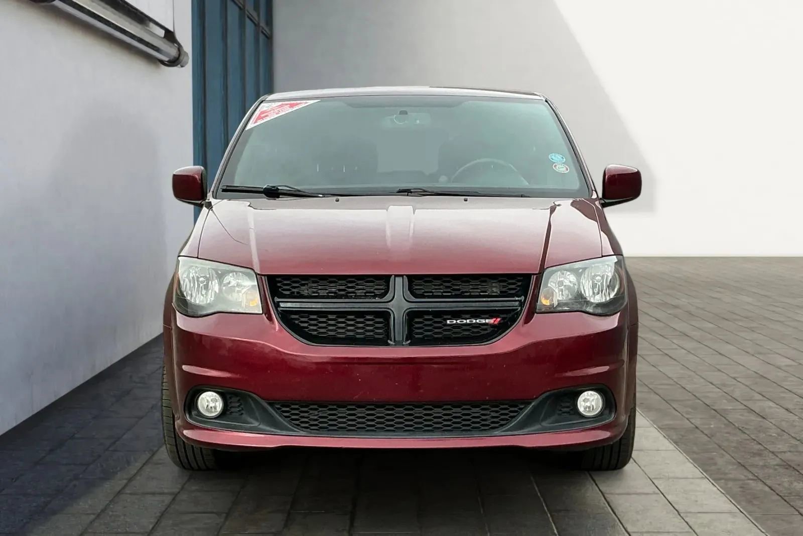 Used 2018 Dodge Grand Caravan SE image 7