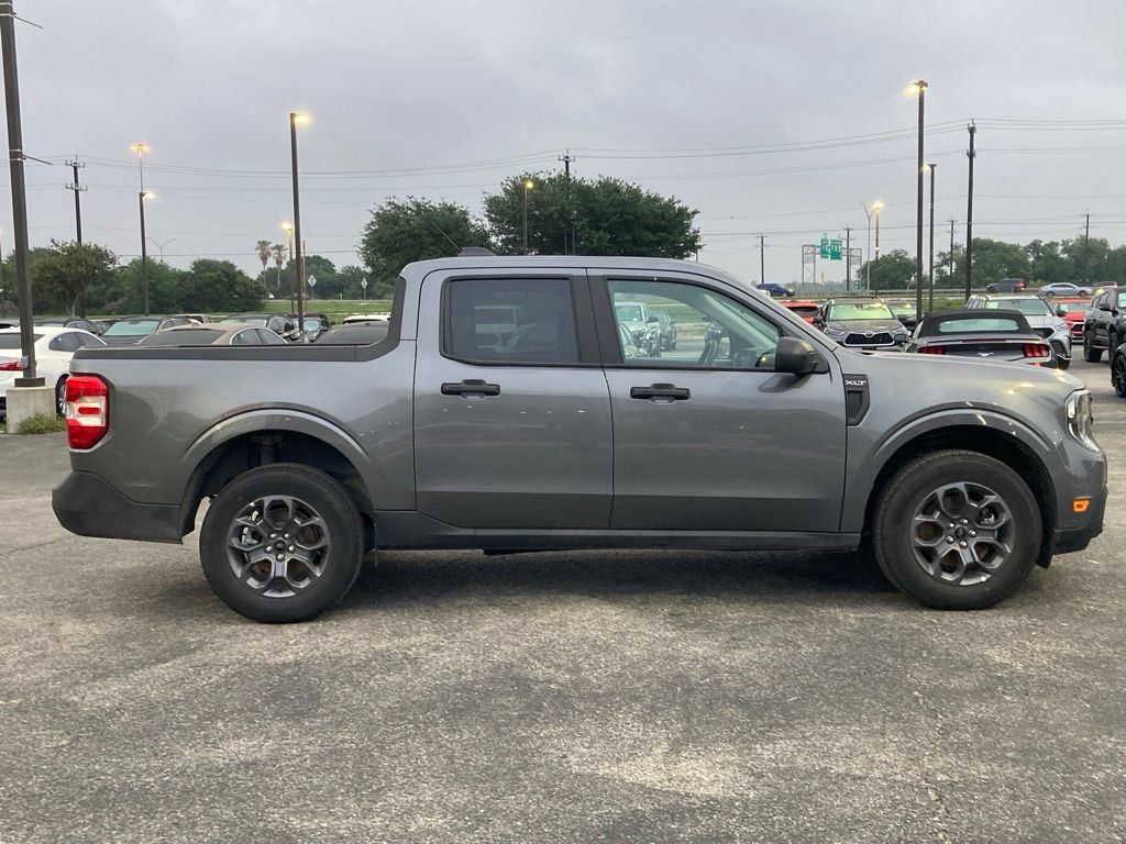 Used 2026 Ford Maverick XLT AWD/4WD image 3