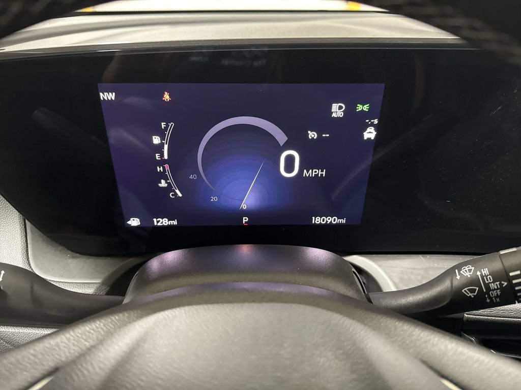 Used 2025 Buick Encore GX Preferred FWD image 12