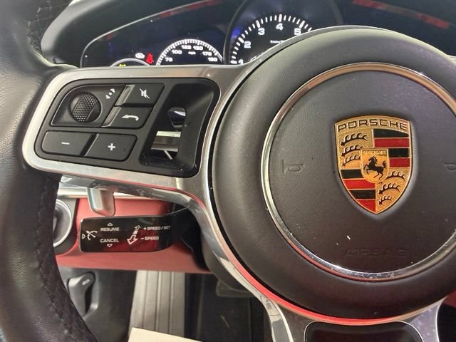 Used 2020 Porsche Panamera RWD image 42