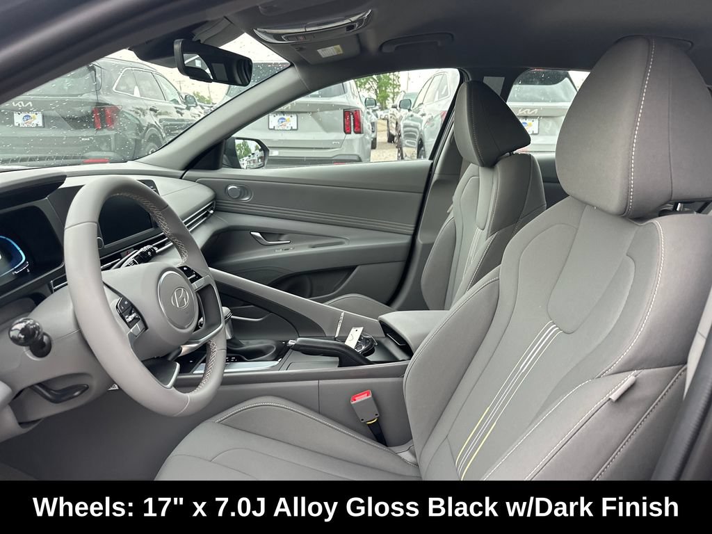 Used 2026 Hyundai Elantra Sport FWD image 11