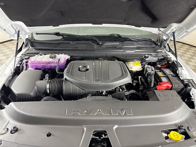 New 2026 RAM 1500 Express AWD/4WD image 27