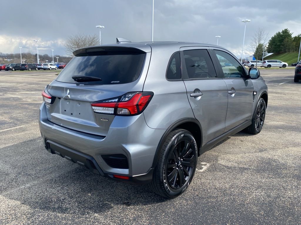 Used 2025 Mitsubishi Outlander Sport LE image 3