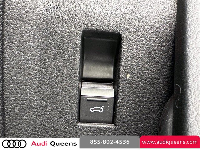 Used 2024 Audi Q8 e-tron Premium Plus w/ Premium Plus Package image 20