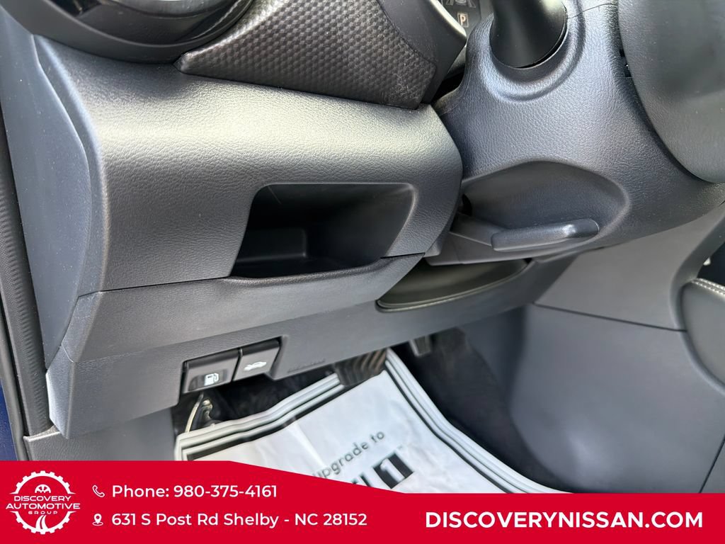 Certified 2020 Nissan Kicks SV FWD image 18