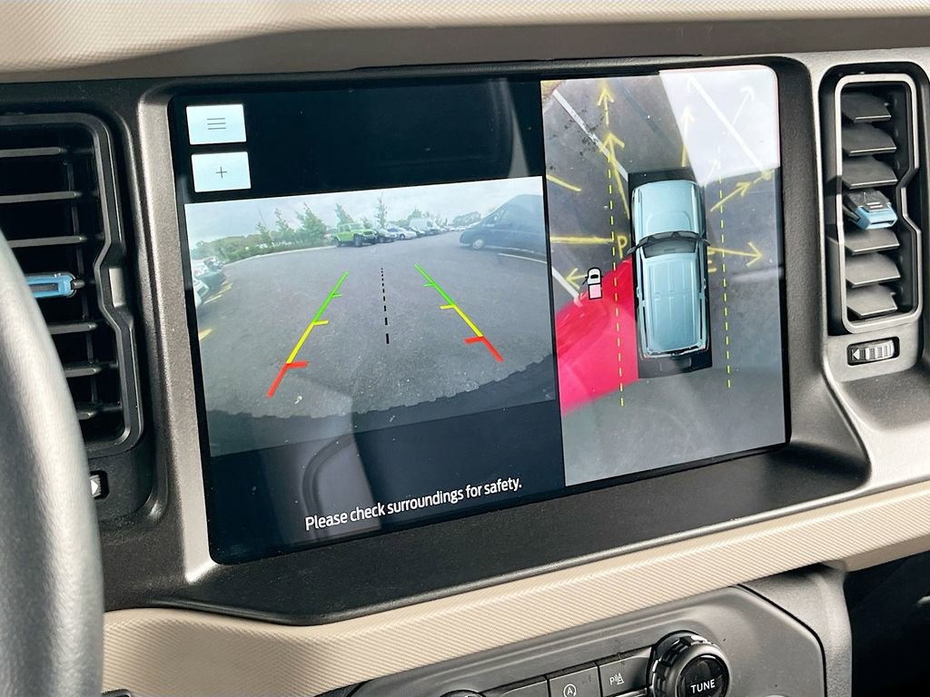 Used 2022 Ford Bronco Wildtrak image 14