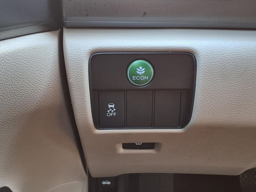 Used 2013 Honda Accord LX image 22