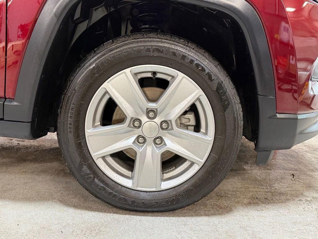 Used 2022 Jeep Compass Latitude image 37