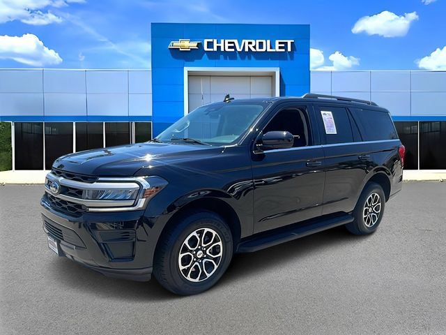 Used 2024 Ford Expedition XLT AWD/4WD image 7