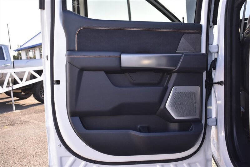 Used 2024 Ford F350 Platinum image 23