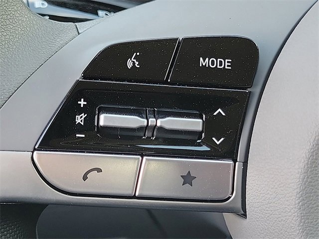 New 2025 Hyundai Elantra SE w/ Cargo Package image 8