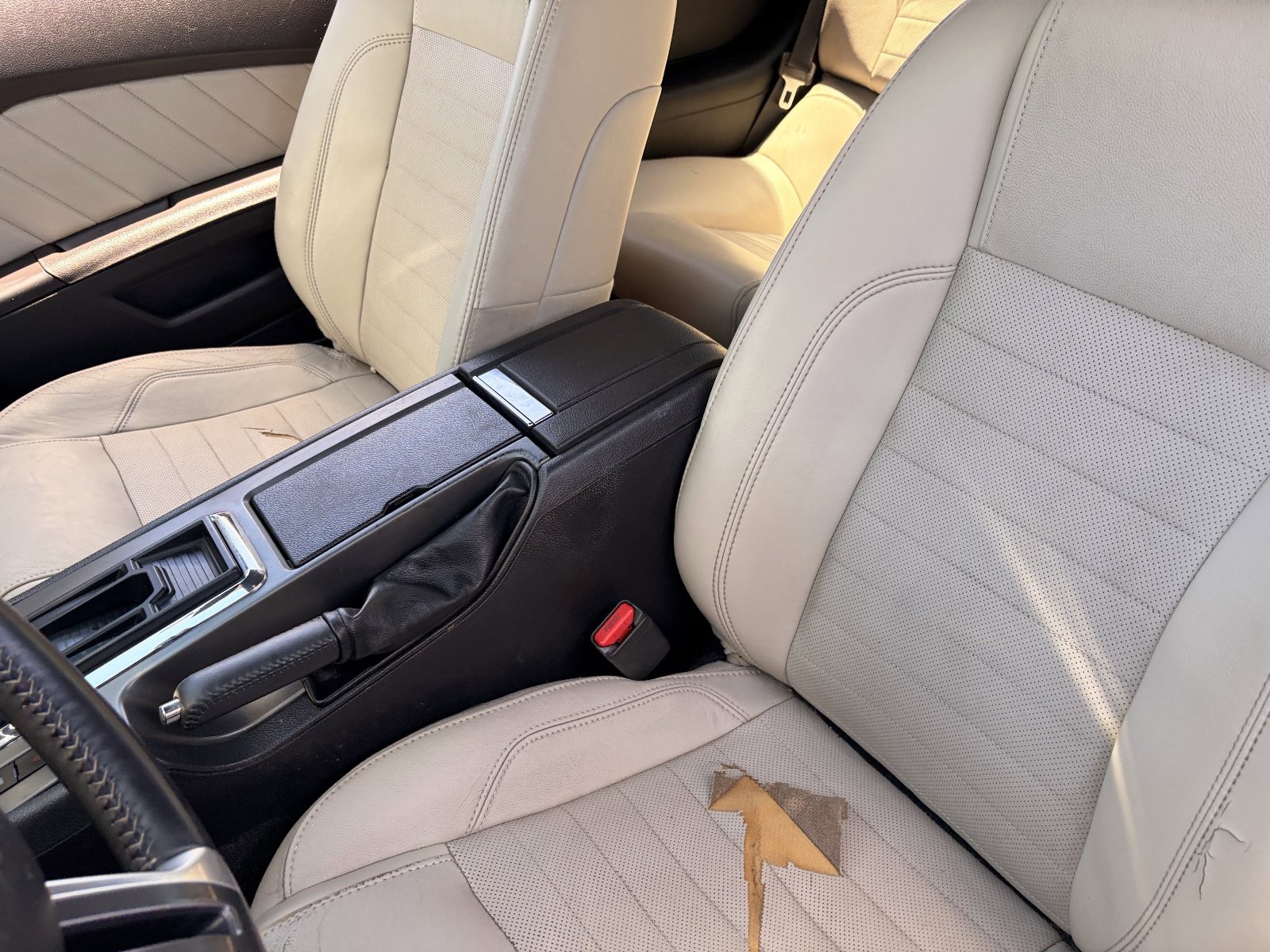 Used 2014 Ford Mustang Premium w/ Electronics Package RWD image 16