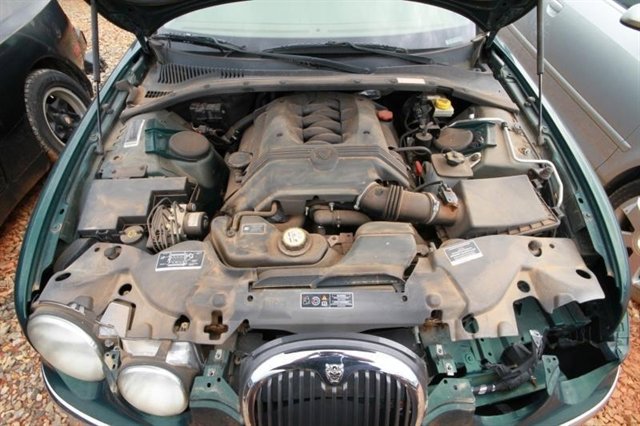 Used 2003 Jaguar S-TYPE 4.2 image 4