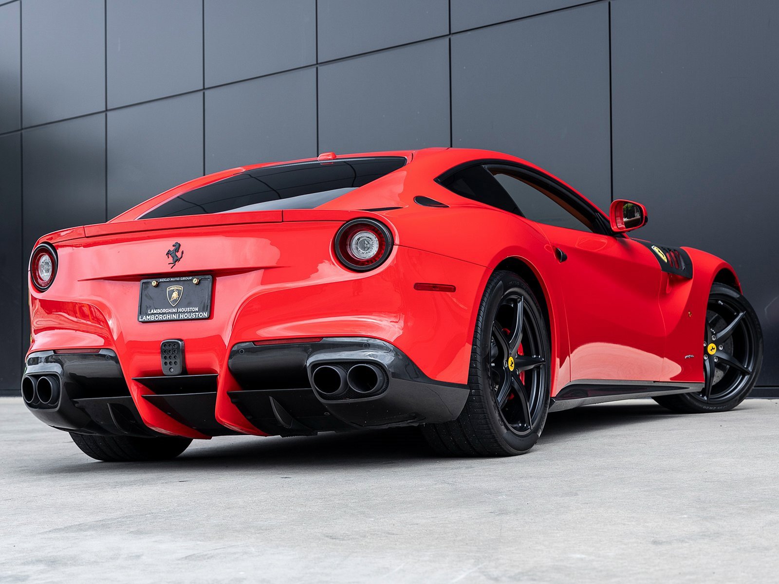 Used 2014 Ferrari F12 Berlinetta image 8