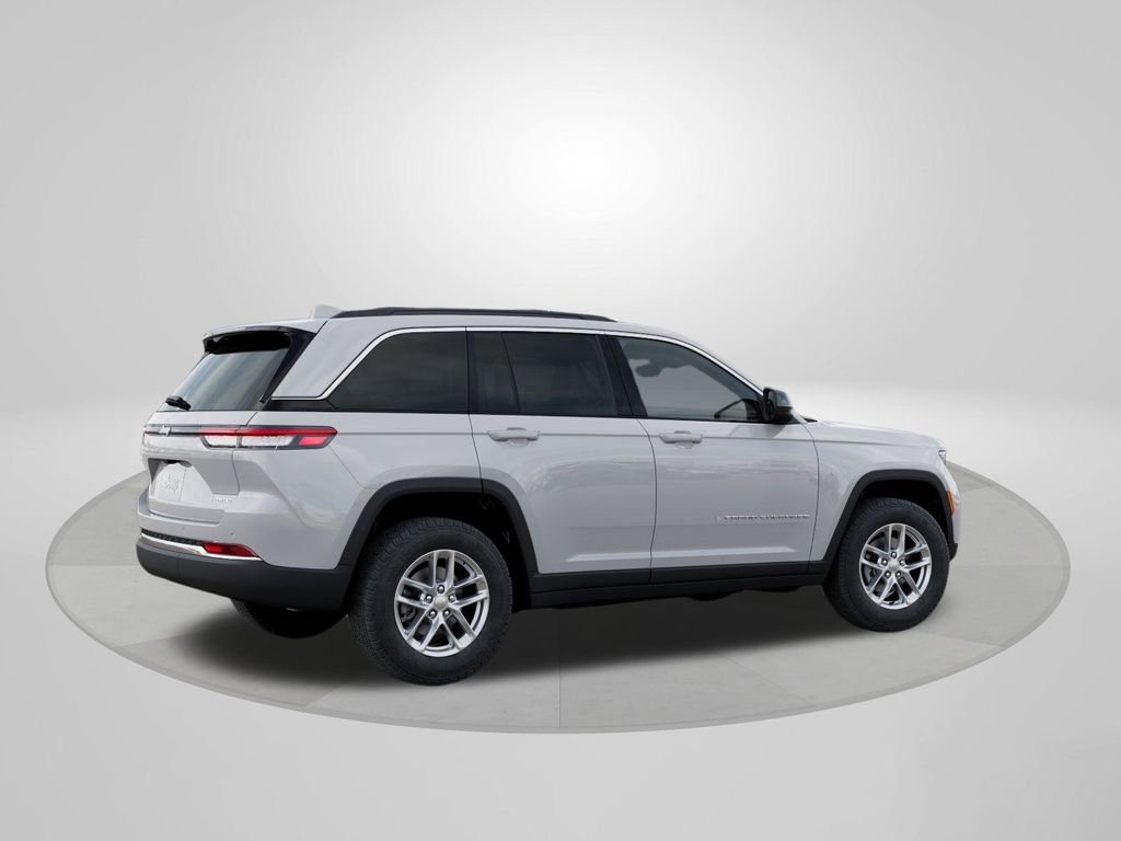 New 2026 Jeep Grand Cherokee Laredo X RWD image 4